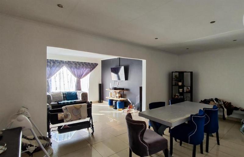 4 Bedroom Property for Sale in Terenure Gauteng