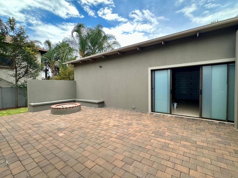 To Let 4 Bedroom Property for Rent in Midstream Estate Gauteng