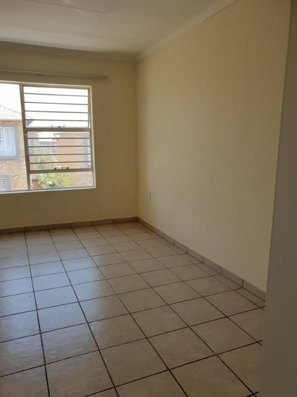 To Let 3 Bedroom Property for Rent in Wilgeheuwel Gauteng