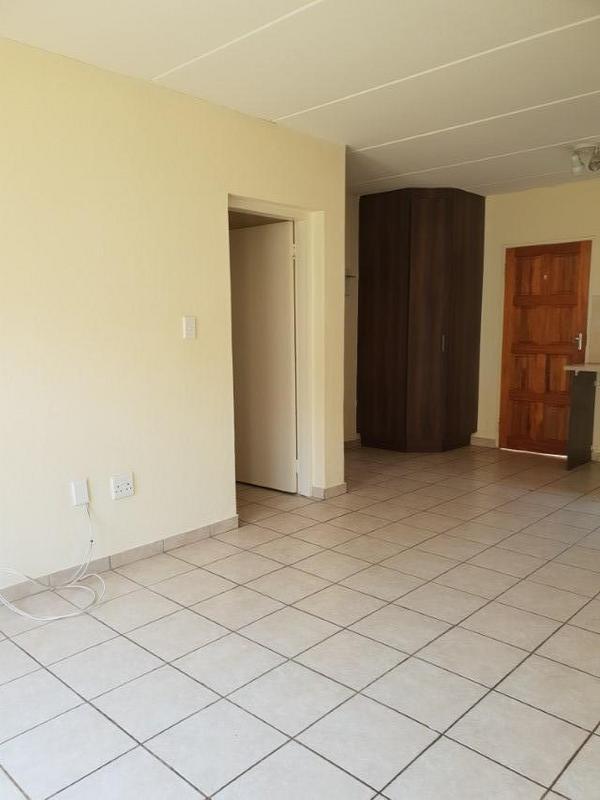 To Let 3 Bedroom Property for Rent in Wilgeheuwel Gauteng