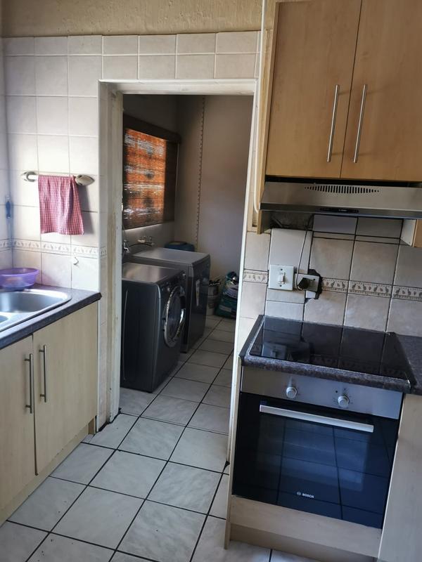To Let 4 Bedroom Property for Rent in Croydon Gauteng