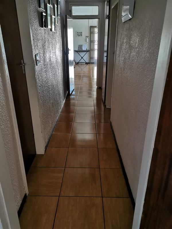 To Let 4 Bedroom Property for Rent in Croydon Gauteng