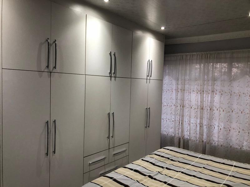 4 Bedroom Property for Sale in Strubensvallei Gauteng