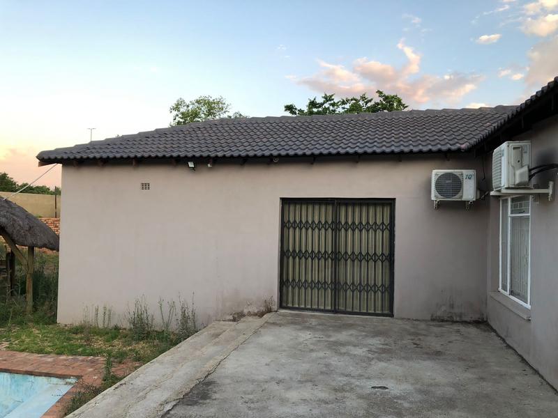 4 Bedroom Property for Sale in Strubensvallei Gauteng