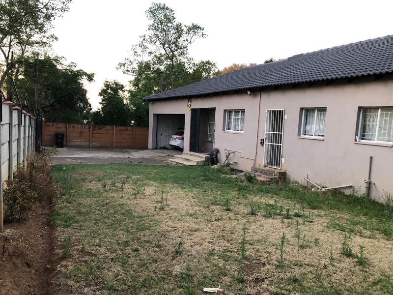4 Bedroom Property for Sale in Strubensvallei Gauteng