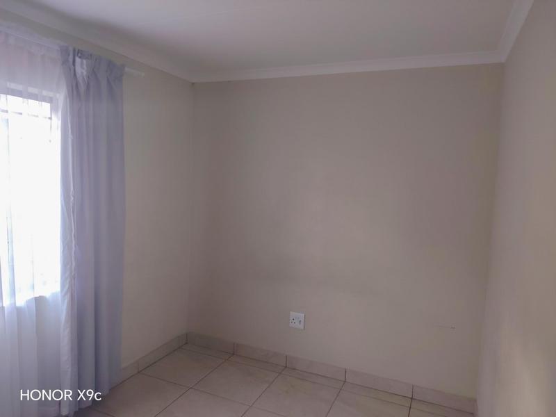 2 Bedroom Property for Sale in Mindalore Gauteng