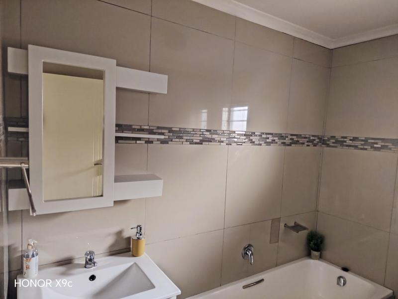 2 Bedroom Property for Sale in Mindalore Gauteng