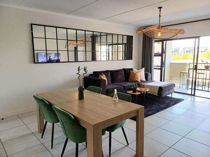 To Let 2 Bedroom Property for Rent in Waterfall Gauteng