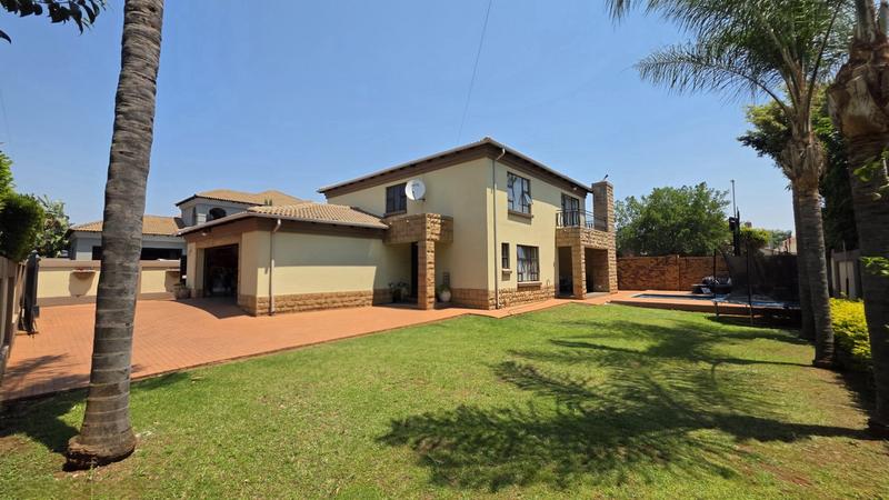 4 Bedroom Property for Sale in Montana Tuine Gauteng