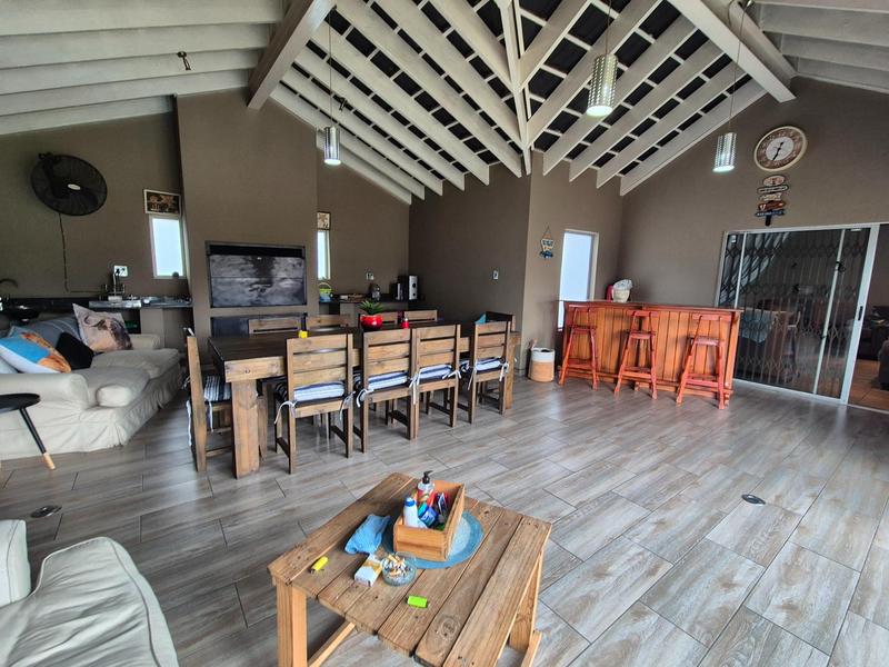 3 Bedroom Property for Sale in Brackendowns Gauteng
