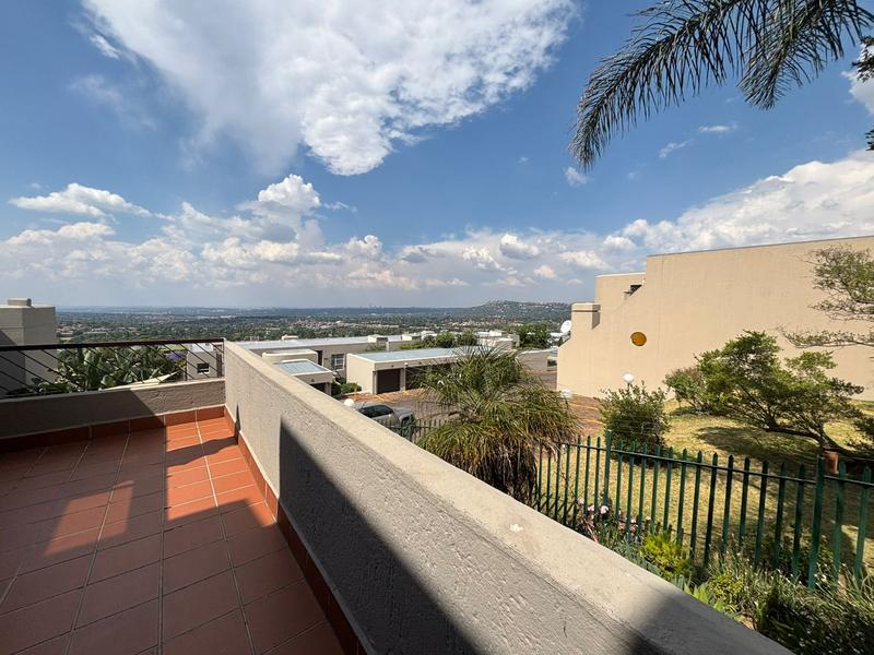 3 Bedroom Property for Sale in Constantia Kloof Gauteng