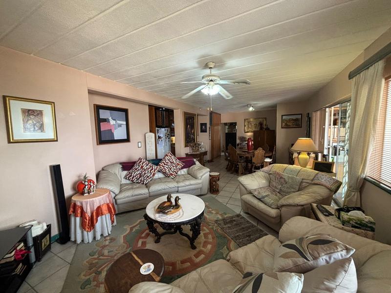 3 Bedroom Property for Sale in Constantia Kloof Gauteng