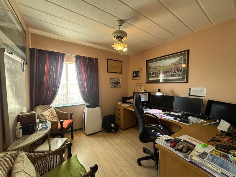 3 Bedroom Property for Sale in Constantia Kloof Gauteng