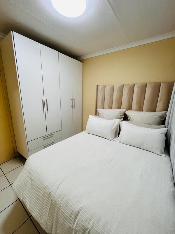 To Let 1 Bedroom Property for Rent in Birch Acres Gauteng