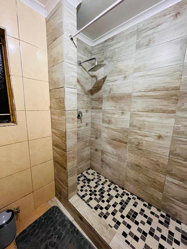 To Let 1 Bedroom Property for Rent in Birch Acres Gauteng