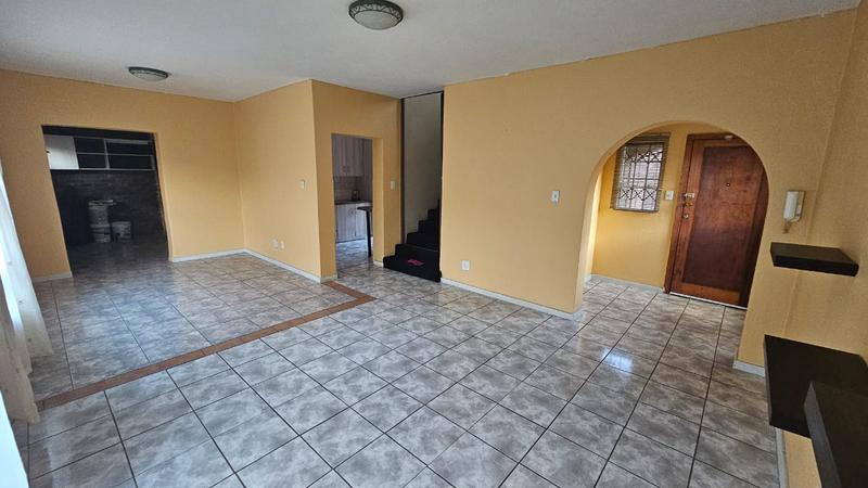 To Let 3 Bedroom Property for Rent in Birchleigh North Gauteng