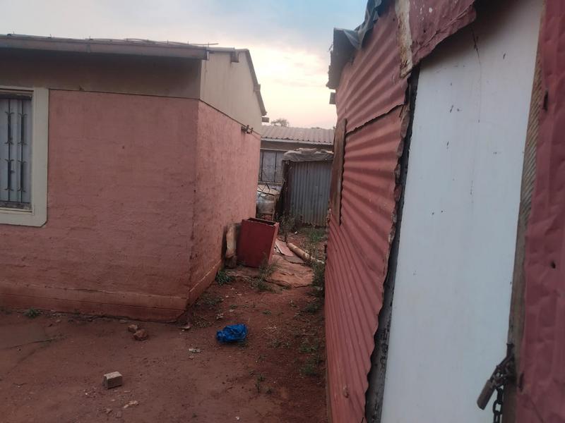 2 Bedroom Property for Sale in Mapleton A H Gauteng