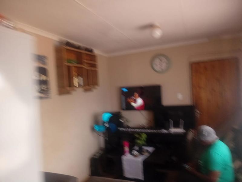 2 Bedroom Property for Sale in Palm Ridge Gauteng