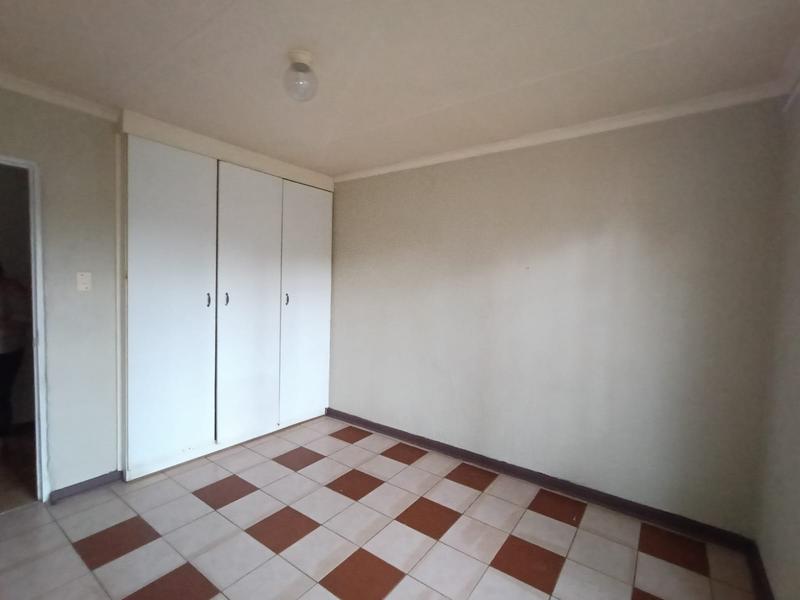 To Let 2 Bedroom Property for Rent in Dunnottar Gauteng