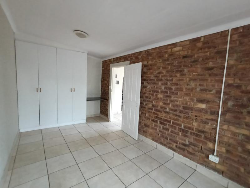 To Let 2 Bedroom Property for Rent in Dunnottar Gauteng