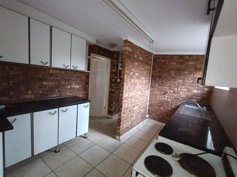 To Let 2 Bedroom Property for Rent in Dunnottar Gauteng