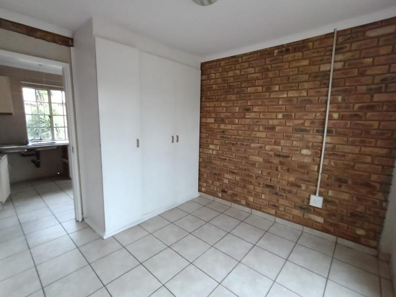 To Let 2 Bedroom Property for Rent in Dunnottar Gauteng