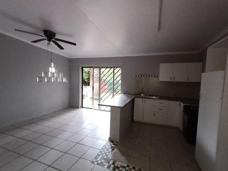 To Let 2 Bedroom Property for Rent in Dunnottar Gauteng