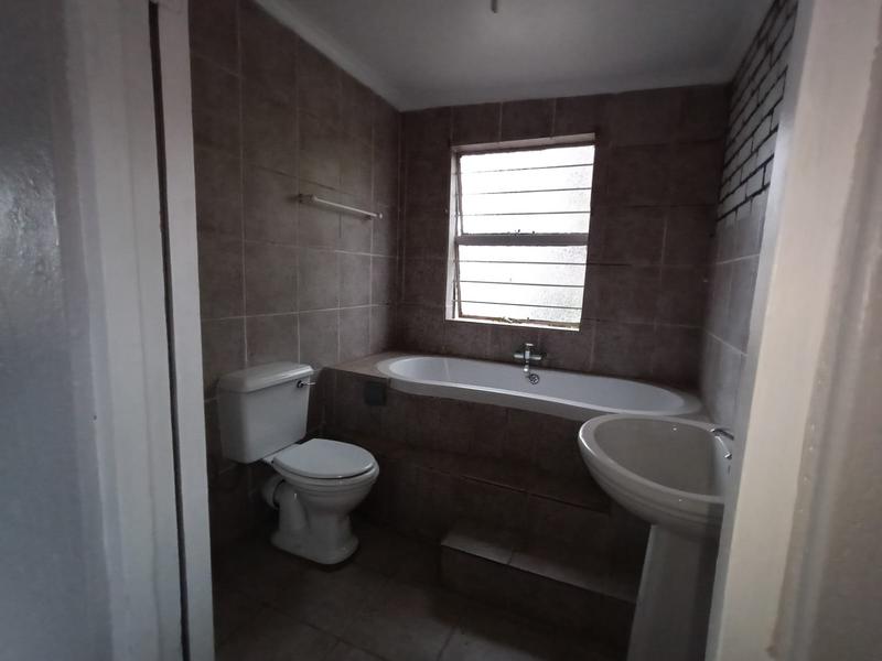 To Let 2 Bedroom Property for Rent in Dunnottar Gauteng
