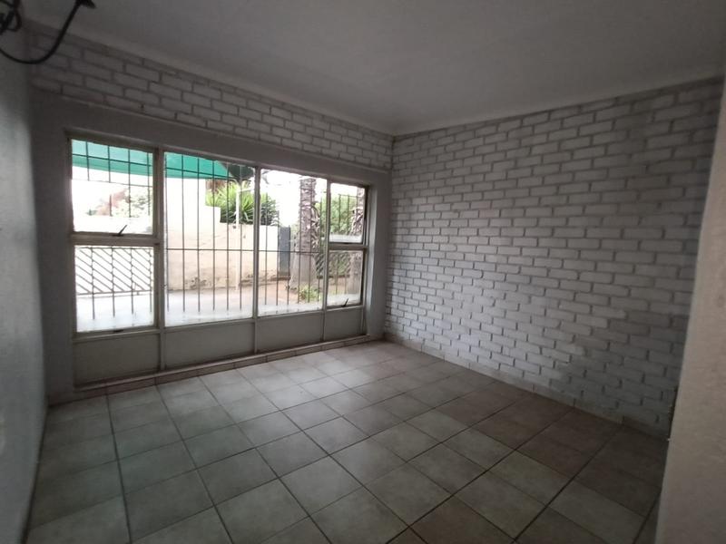 To Let 2 Bedroom Property for Rent in Dunnottar Gauteng