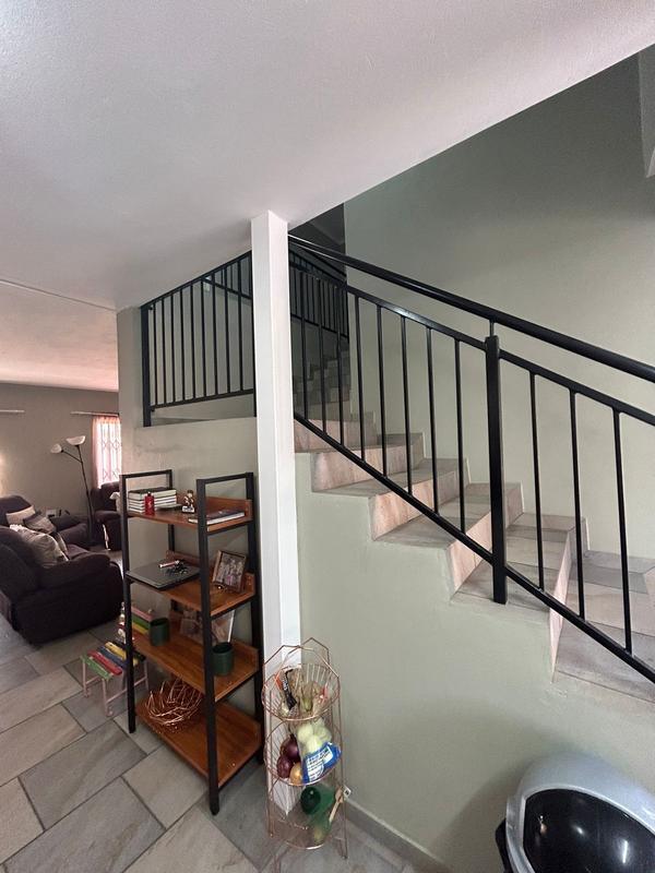 To Let 3 Bedroom Property for Rent in Strubenvale Gauteng