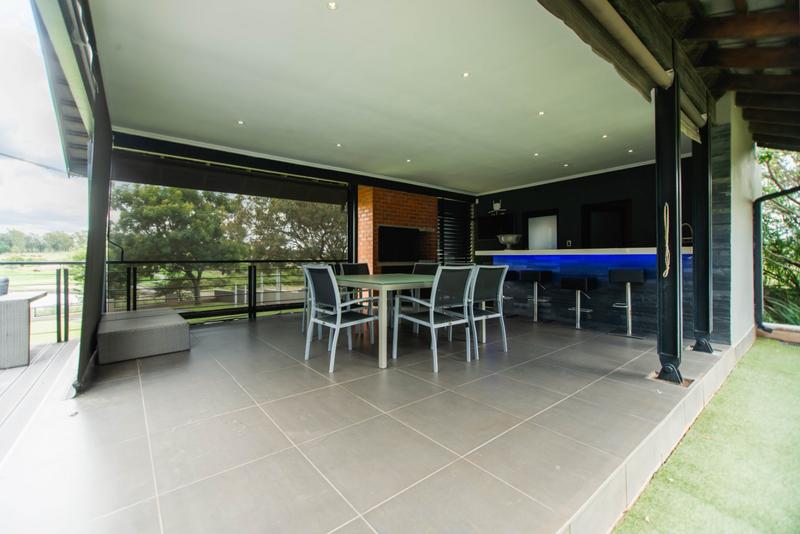 5 Bedroom Property for Sale in Copperleaf Estate Gauteng