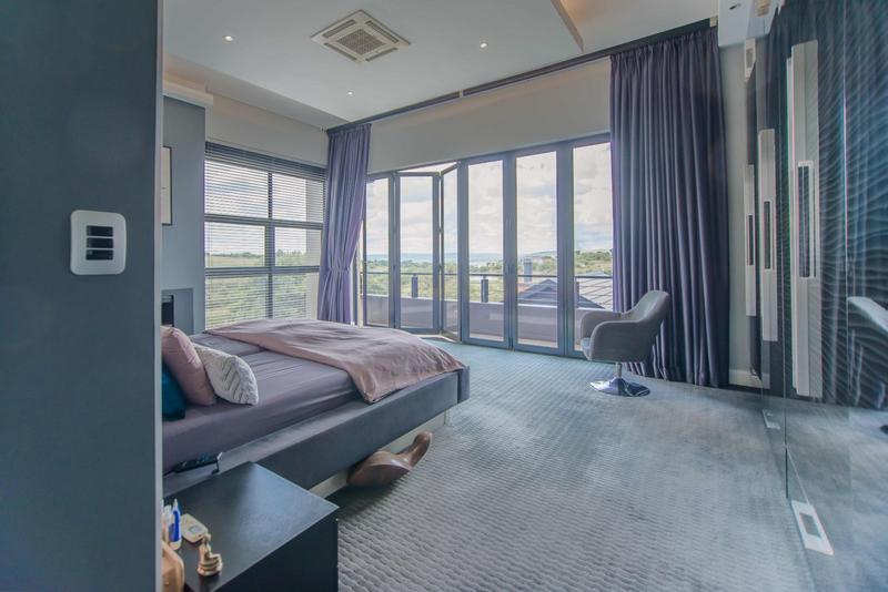5 Bedroom Property for Sale in Copperleaf Estate Gauteng
