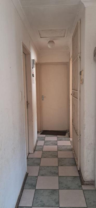 6 Bedroom Property for Sale in Bloubosrand Gauteng