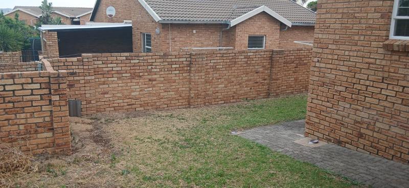 3 Bedroom Property for Sale in Honeydew Gauteng