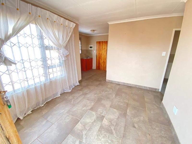 2 Bedroom Property for Sale in Toekomsrus Gauteng