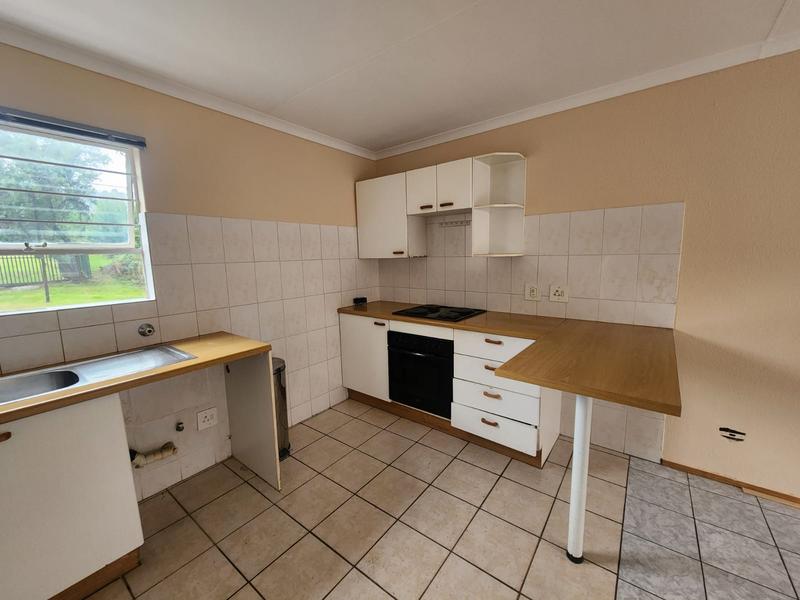 To Let 1 Bedroom Property for Rent in Roodekrans Gauteng
