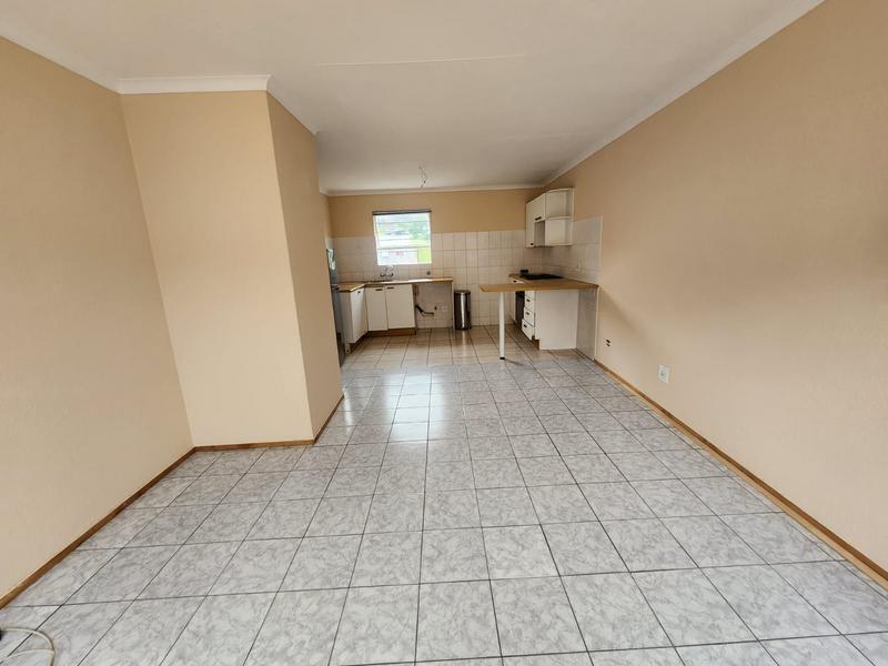 To Let 1 Bedroom Property for Rent in Roodekrans Gauteng