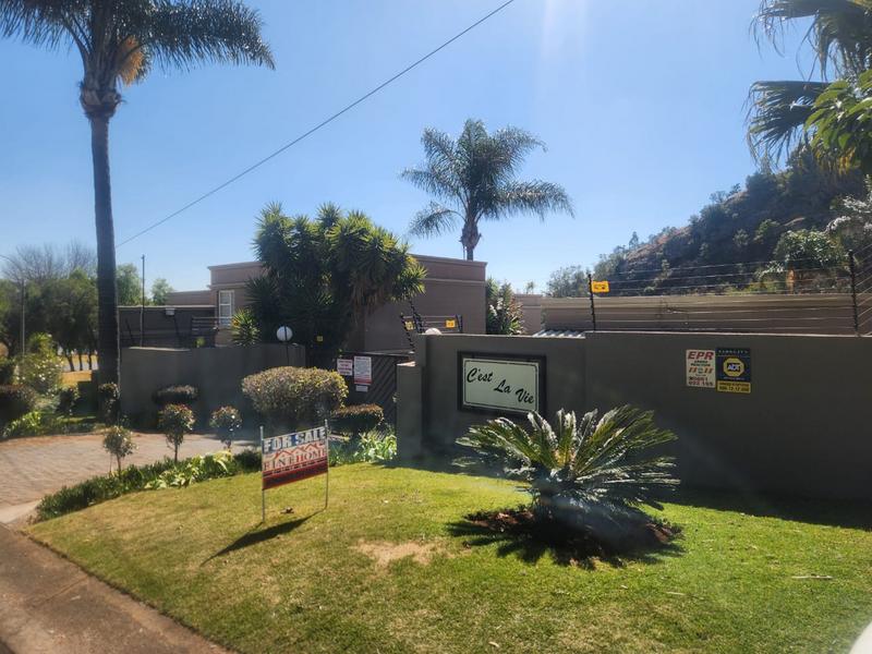 To Let 1 Bedroom Property for Rent in Roodekrans Gauteng