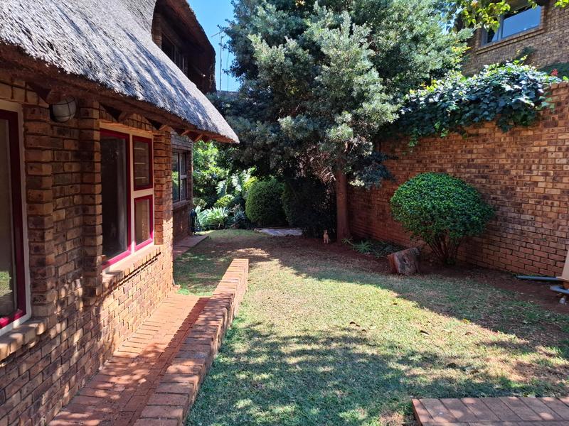 3 Bedroom Property for Sale in Faerie Glen Gauteng