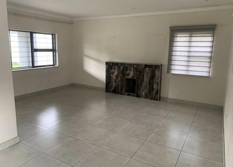 To Let 4 Bedroom Property for Rent in Dunvegan Gauteng