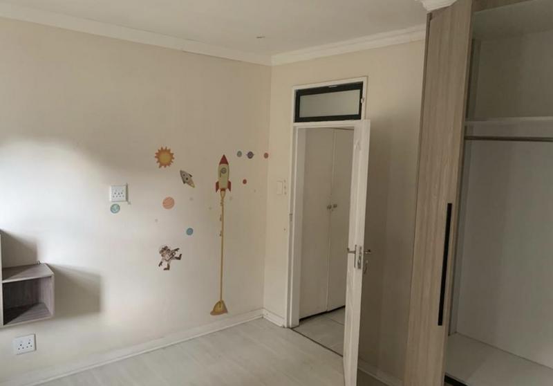 To Let 4 Bedroom Property for Rent in Dunvegan Gauteng