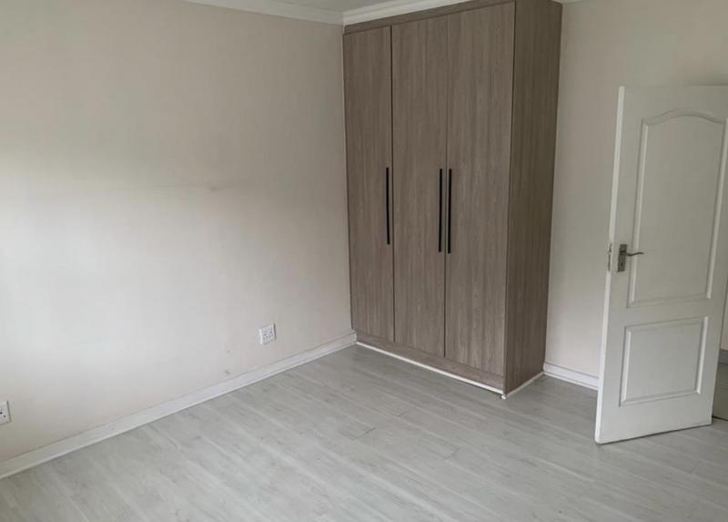 To Let 4 Bedroom Property for Rent in Dunvegan Gauteng