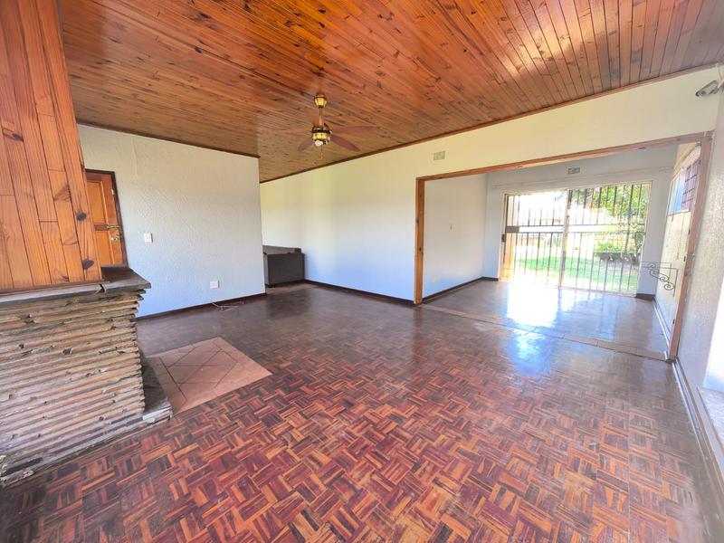 To Let 3 Bedroom Property for Rent in Nimrodpark Gauteng