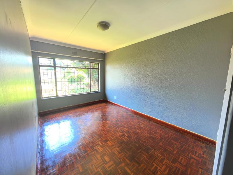 To Let 3 Bedroom Property for Rent in Nimrodpark Gauteng