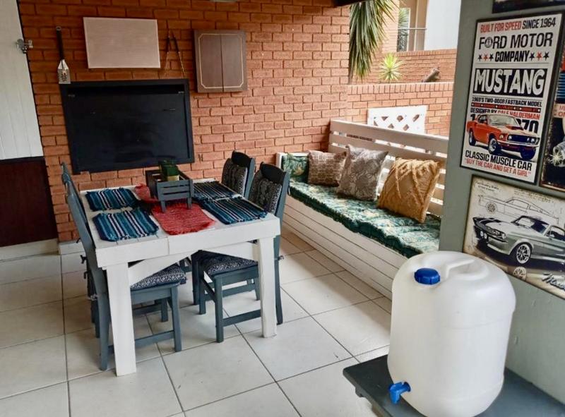 2 Bedroom Property for Sale in Greenstone Hill Gauteng