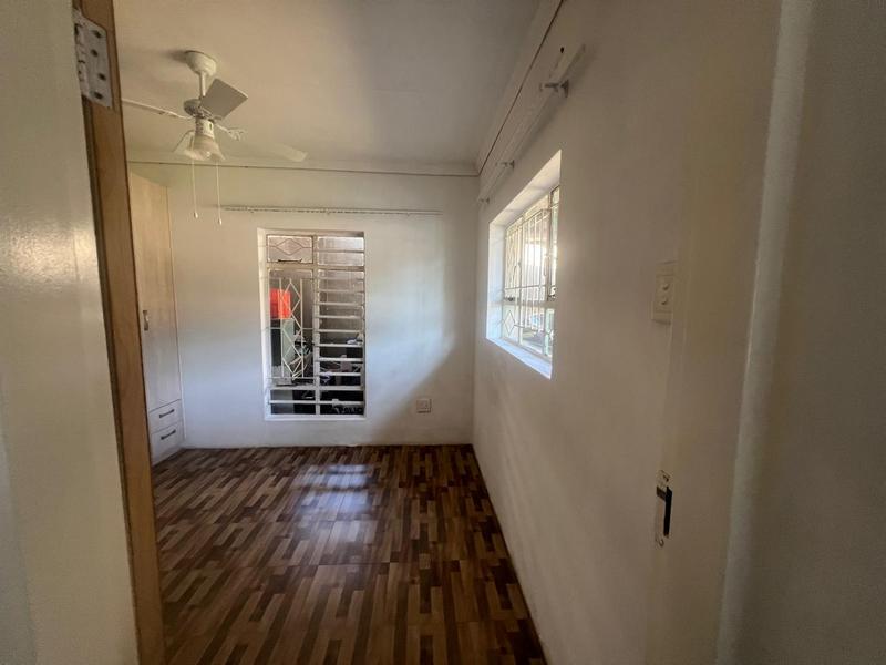 To Let 1 Bedroom Property for Rent in Greenhills Gauteng