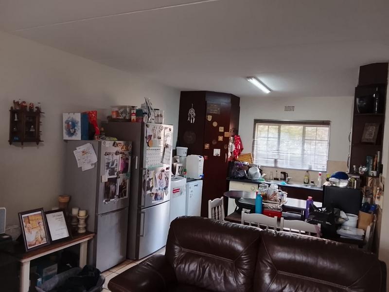 3 Bedroom Property for Sale in Sonneveld Gauteng
