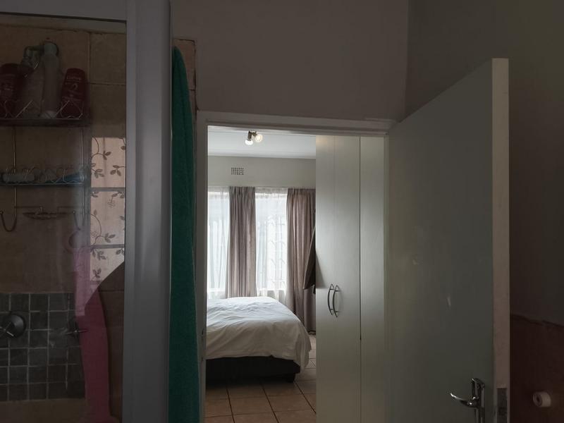 3 Bedroom Property for Sale in Sonneveld Gauteng