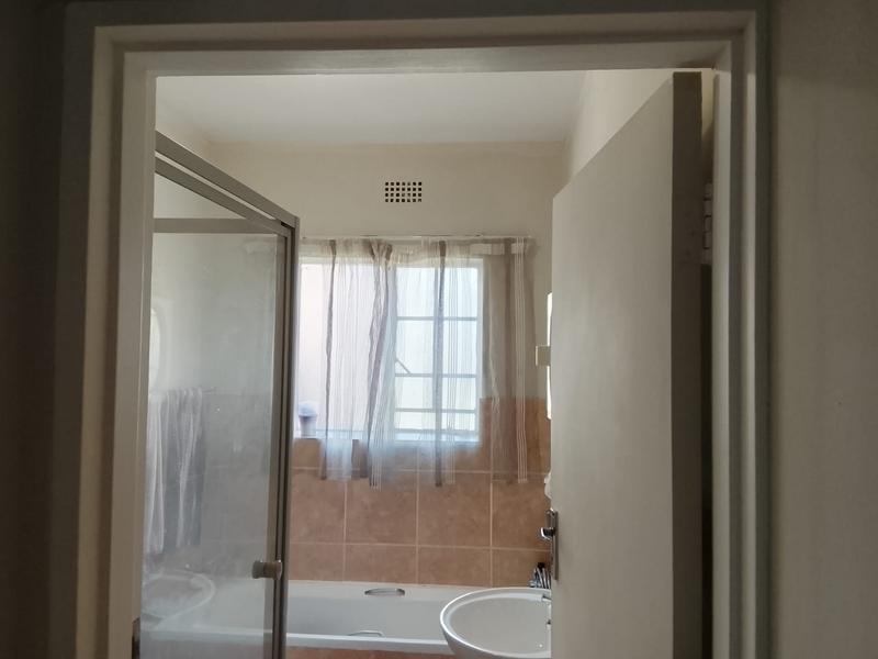 3 Bedroom Property for Sale in Sonneveld Gauteng