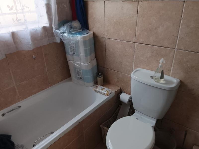3 Bedroom Property for Sale in Sonneveld Gauteng
